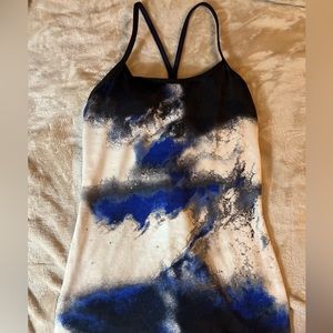 Lululemon Tank Top Size 6 Padded Black Blue Tie Dye Very Gently Used